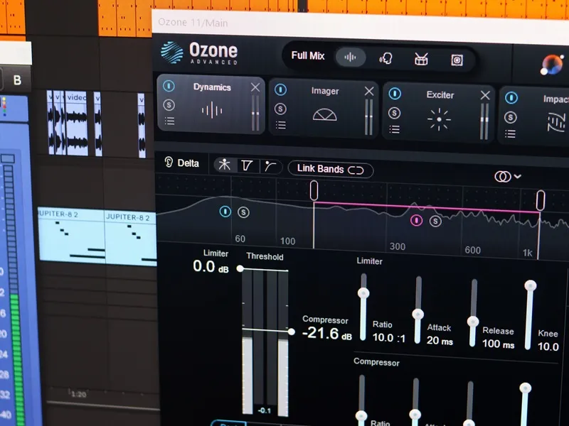 Mastering an electronic track in iZotope Ozone 11
